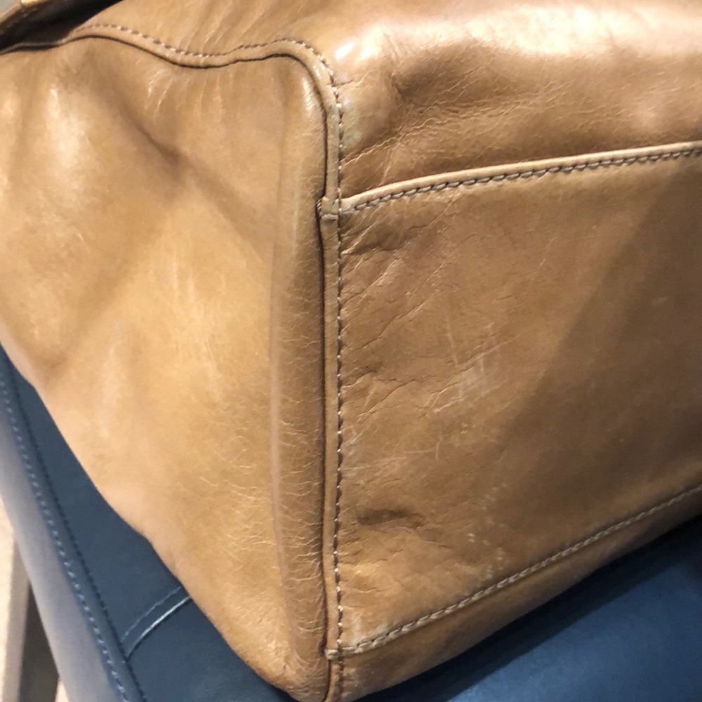 Handbag/Purse - Picture 3 of 8